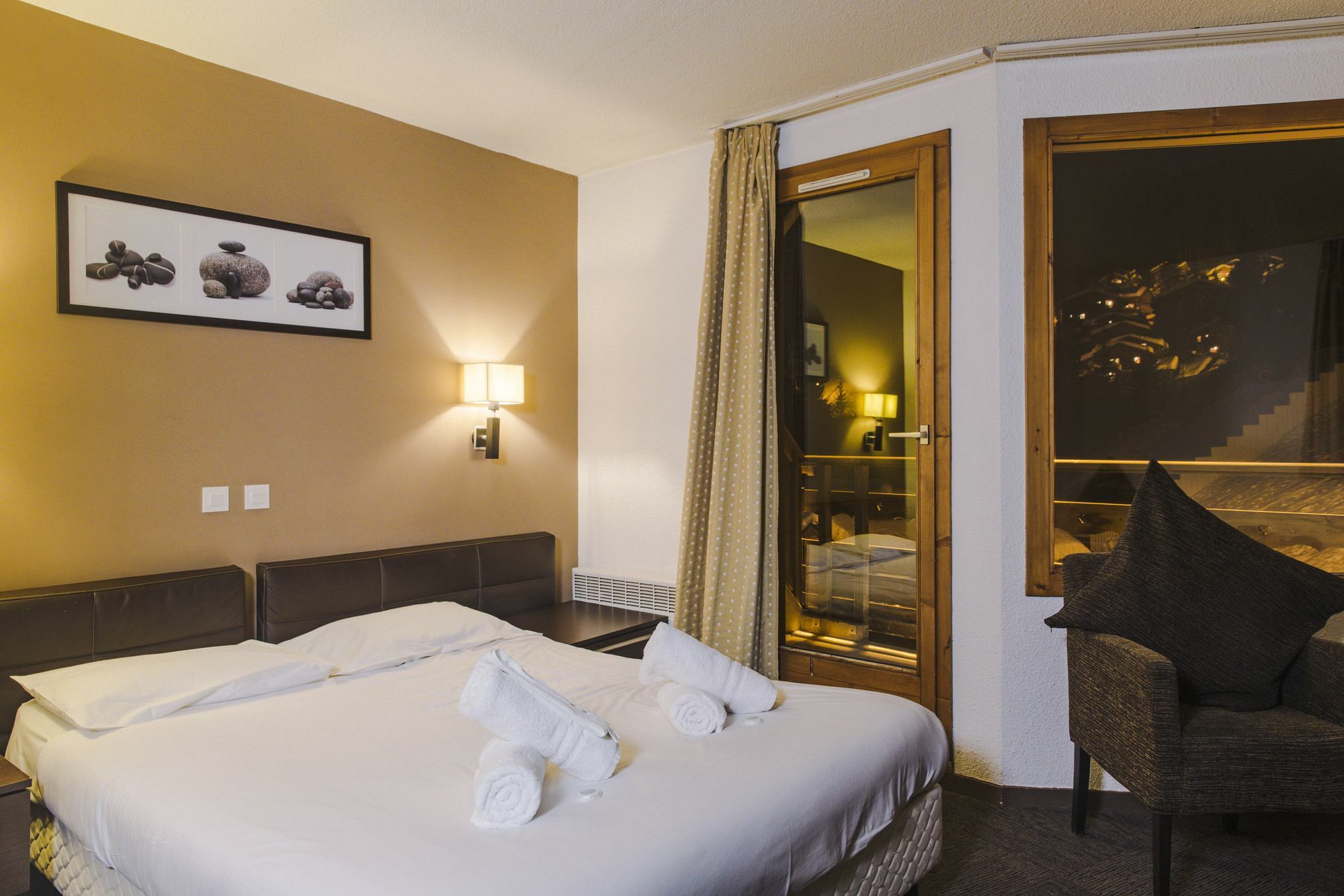 Le Montana Hotel 3*