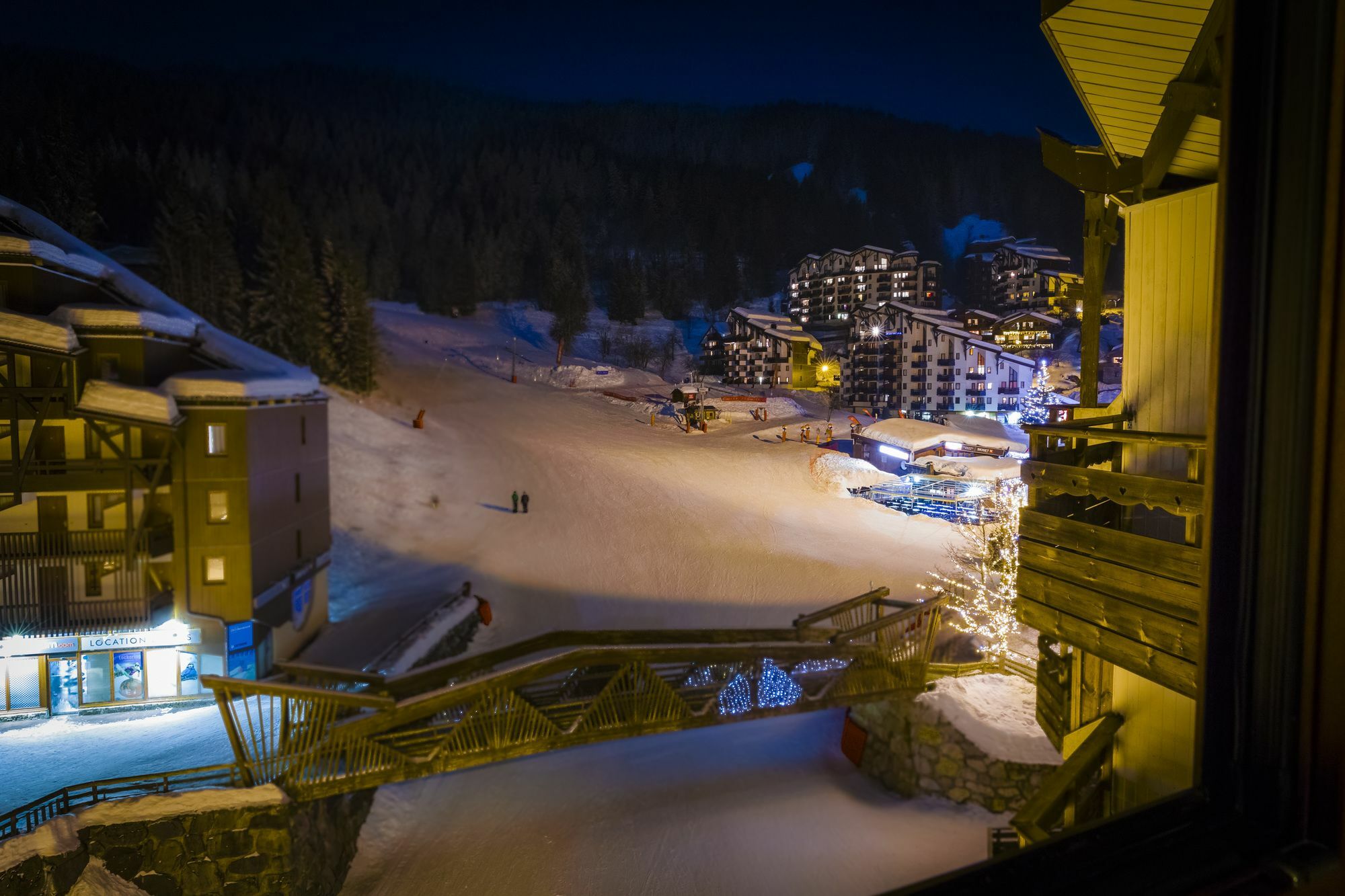 Le Montana Hotel